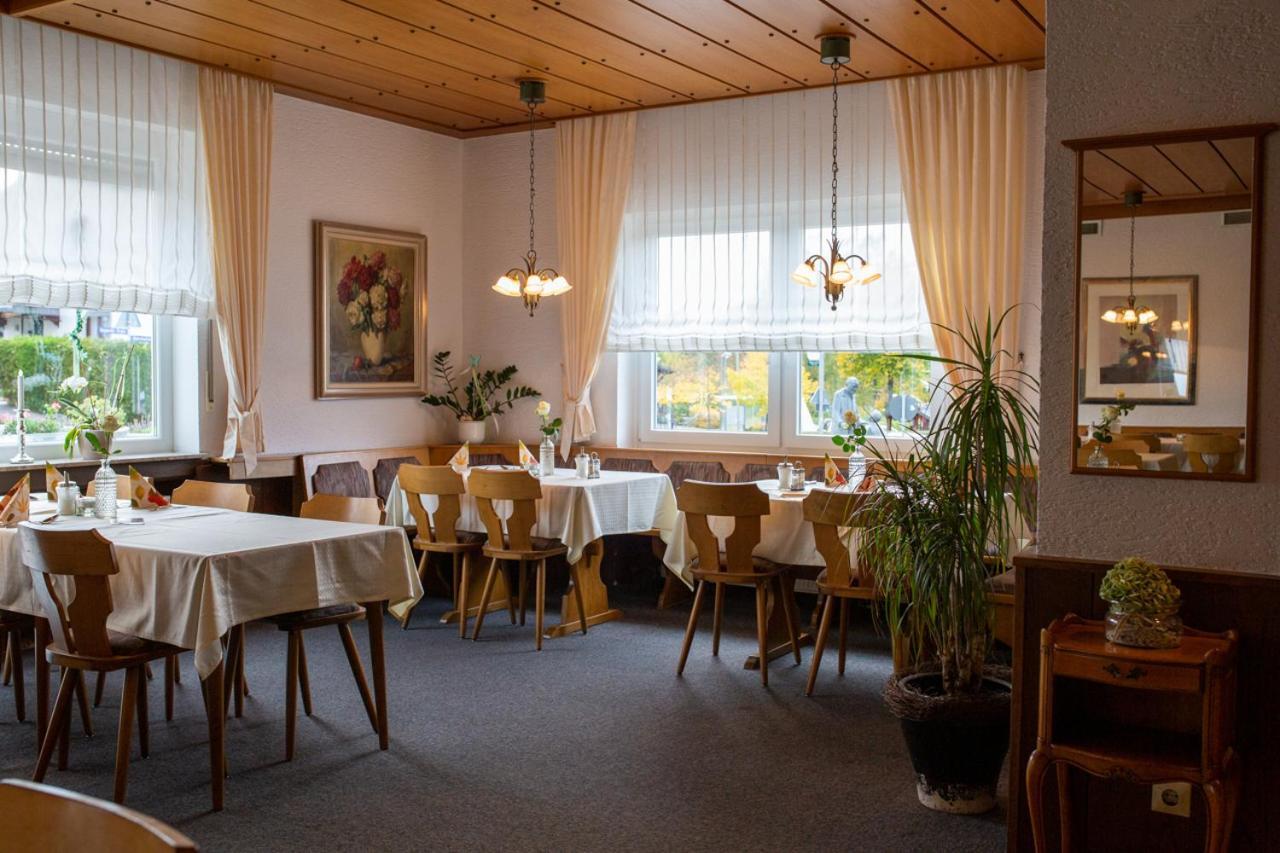 אמלסהאוזן Hotel Waldfrieden מראה חיצוני תמונה